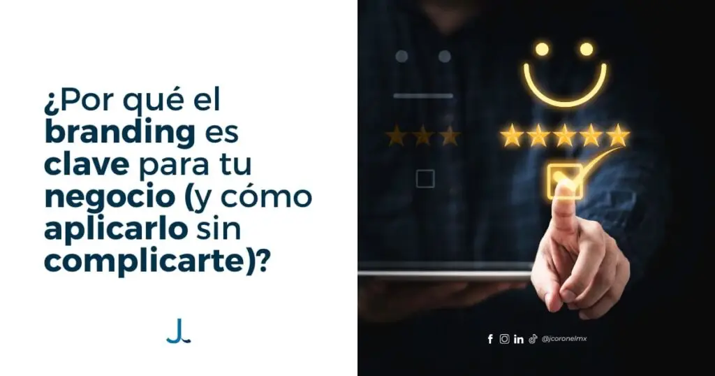 Persona interactuando con una pantalla digital, marcando una casilla de satisfacción con cinco estrellas y una cara sonriente.